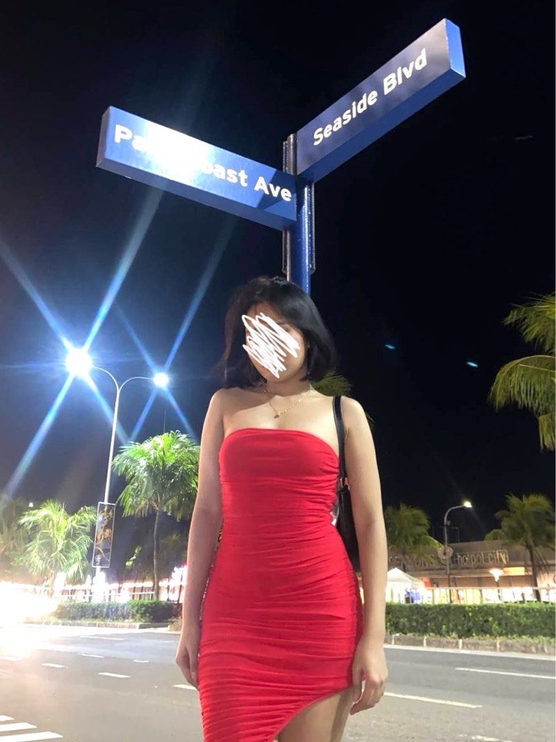 Red/Birthday/Summer Dress (Category: Dresses) located in Manila. Submitted by chijumi (Listing ID 1432770372, Image 3). Description: - Used once - XS-S - Elegant red tube dress - Bodycon fit - Ruched design - Sleeveless and strapless - Vibrant red color - Perfect for a night out.