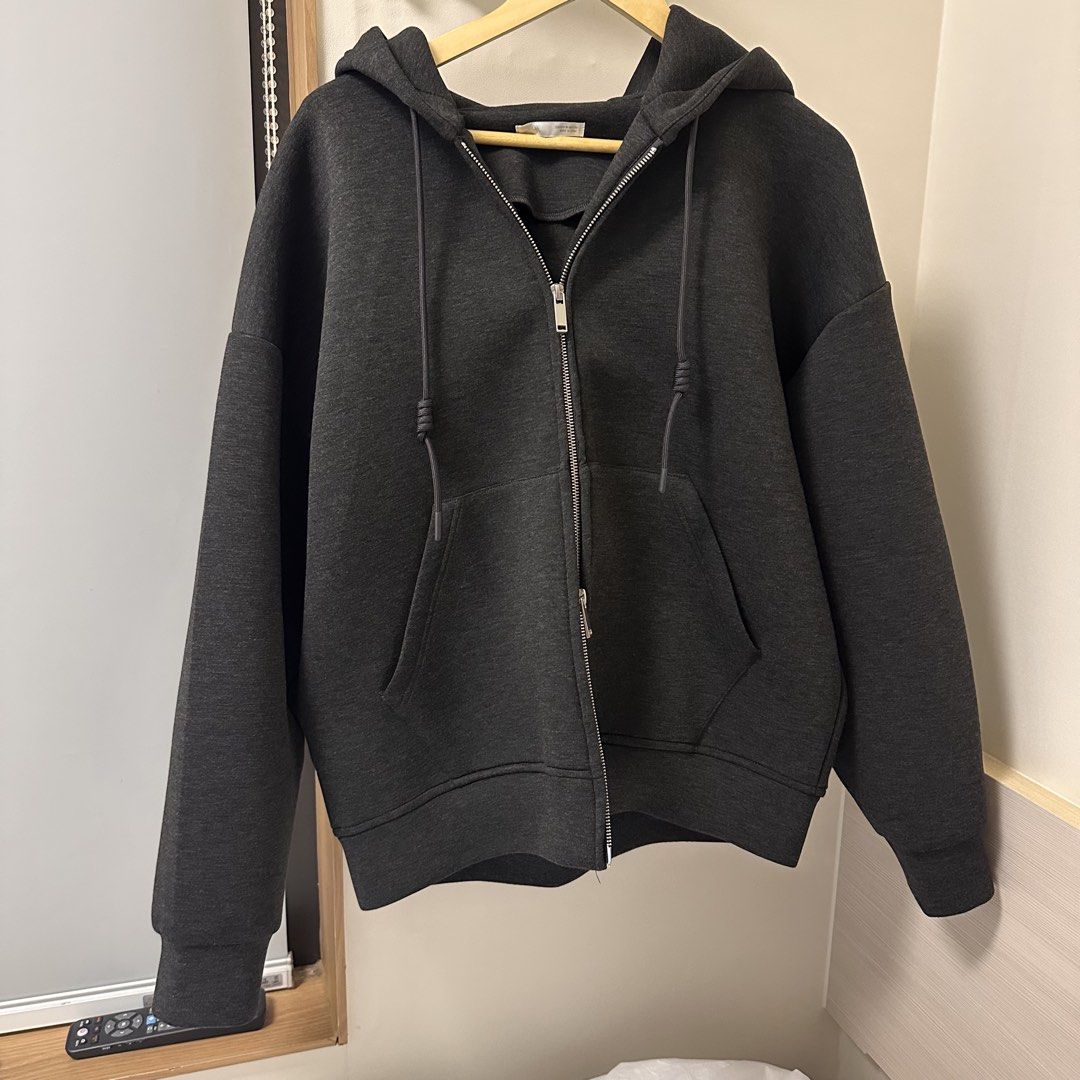 [SALE] Oversized Zara Dark Grey Jacket Medium (Category: Coats, Jackets and Outerwear) located in Manila. Submitted by bas_and (Listing ID 1432748758, Image 2). Description: Price slightly negotiable. Worn a few times only in very good condition Relaxed fit sweatshirt made from compact stretch technical fabric. Adjustable hoodie and long sleeve. Front pouch pockets. Ribbed trims. Front fastening with a two-way zip. COMPOSITION OUTER SHELL 68% pol