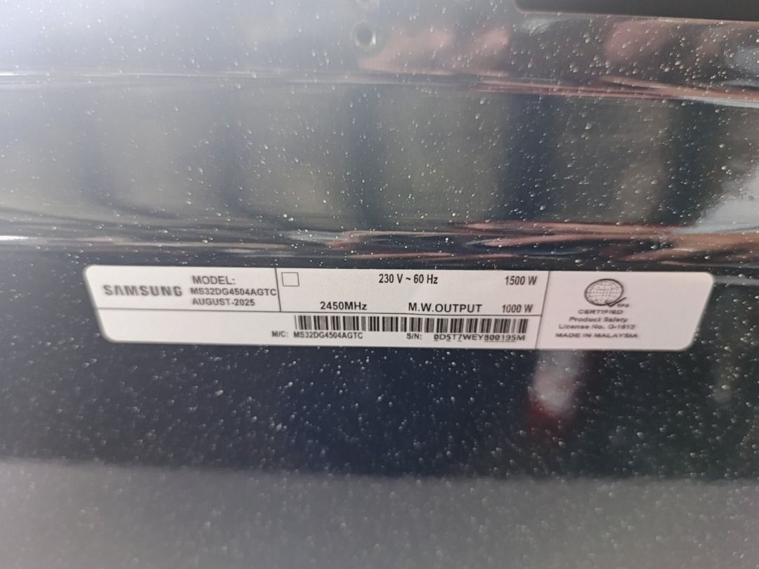 Samsung Microwave Oven MS33DG4804AGTC (Category: Ovens & Toasters) located in San Pedro. Submitted by cgi.saversplustrading (Listing ID 1432654194, Image 3). Description: - Samsung microwave oven - 1000W M.W. output - 230V - 60 Hz, 1500W - Model: MS33DG4804AGTC - Black color - Includes glass plate - Manufactured August 2026.