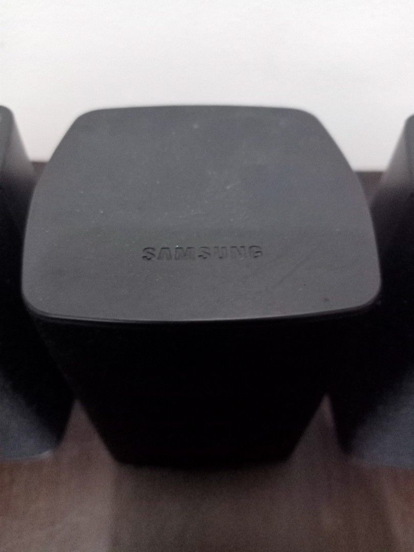 Samsung Surround Sound Speakers 4pcs (Category: Soundbars, Speakers & Amplifiers) located in Las Pinas. Submitted by the_recycle_shop (Listing ID 1432745474, Image 2). Description: - Samsung surround sound speaker set (4 speakers total) - Includes: 2 front speakers, 2 rear speakers - Models: PS-FZ210 and PS-RZ210 - Sleek black finish - Designed for wall mounting - Features speaker terminals for easy connection - Samsung logo present.