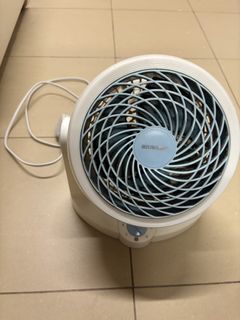 (Category: ) located in . Submitted by ashxieeeee (Listing ID 1432728485, Image 1). Description: .