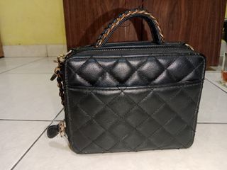 (Kategori: ) berada di . Dikirim oleh nonego_ (ID iklan 1432604750, Gambar 1). Deskripsi: .