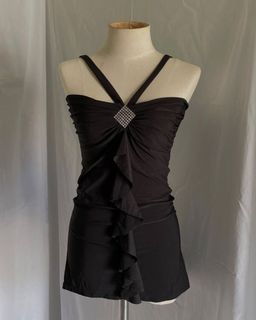 (Category: ) located in . Submitted by il0ve_thrifting (Listing ID 1432712733, Image 1). Description: .