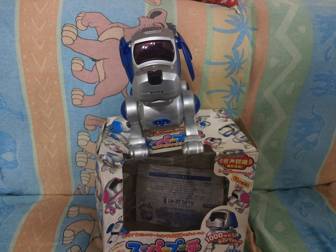 Voice Recognition Robot – Super Pooch (Blue) Untested (Category: Interactive Toys) located in Quezon City. Submitted by angeleye7.authentic.source (Listing ID 1432706638, Image 2). Description: Type: Electronic Robot Dog Toy Model: Super Pooch (Blue) Feature: Voice Recognition Condition: Pre-owned / Untested Interactive robotic dog toy that responds to voice commands and sound. A fun nostalgic gadget from the early electronic toy era. ⚠️ Conditio