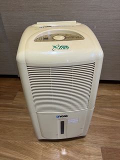 （分類：）位於 。 由 Winterwing 提交（商品編號 1432627298，圖片 1）。簡介： 。