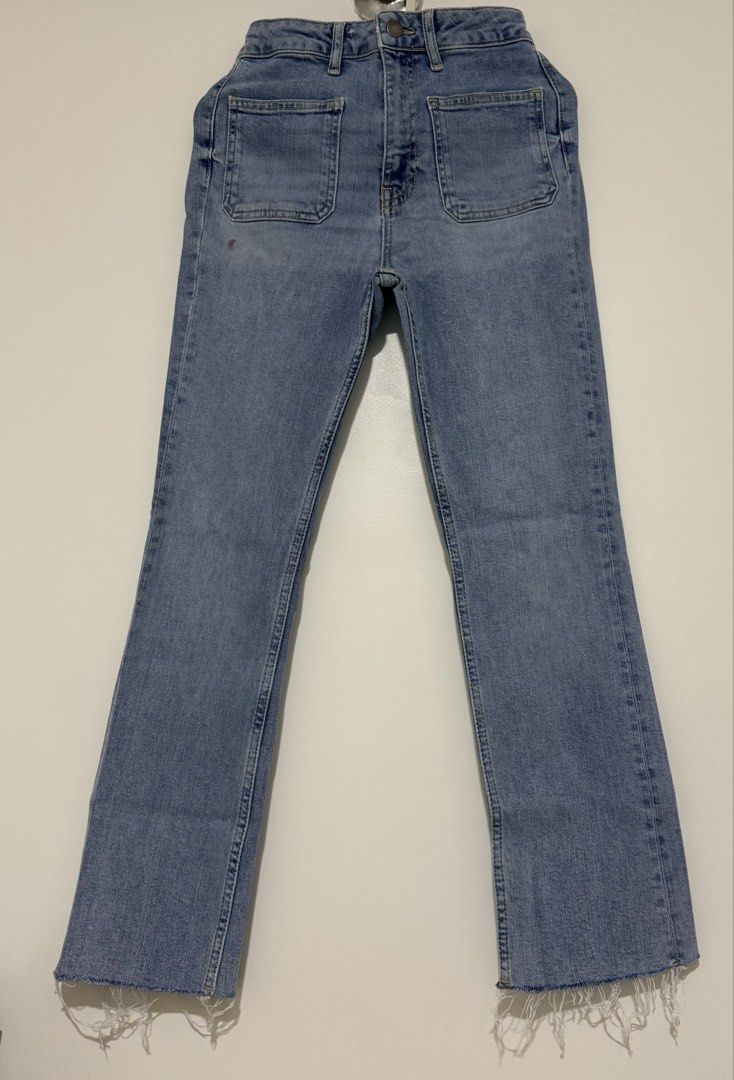Zara Flare Jeans (Category: Jeans) located in Naga. Submitted by tiindahunts (Listing ID 1432749890, Image 1). Description: From Hongkong box! 12.5" laid flat/37" length.