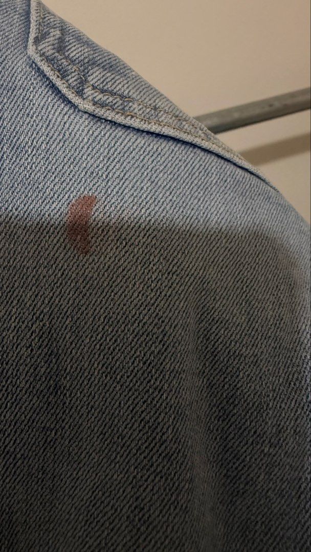 Zara Flare Jeans (Category: Jeans) located in Naga. Submitted by tiindahunts (Listing ID 1432749890, Image 3). Description: From Hongkong box! 12.5" laid flat/37" length.