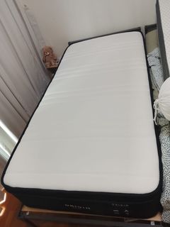 (Category: ) located in . Submitted by 2nd-furnitures (Listing ID 1432875150, Image 1). Description: .