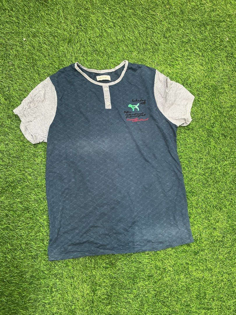 #11 Men T-shirt Bundle 3x - Assorted Size XXL (Category: Tshirts & Polo Shirts ) located in Agdangan. Submitted by sammie_20 (Listing ID 1432842794, Image 2). Description: The T-shirts are good for outside work or daily use. Please manage your expectations as we are selling ukay items. If you want to buy more than 1 bundle from my site, let me know so we can bundle the shipping and the shipping fees will be lower..