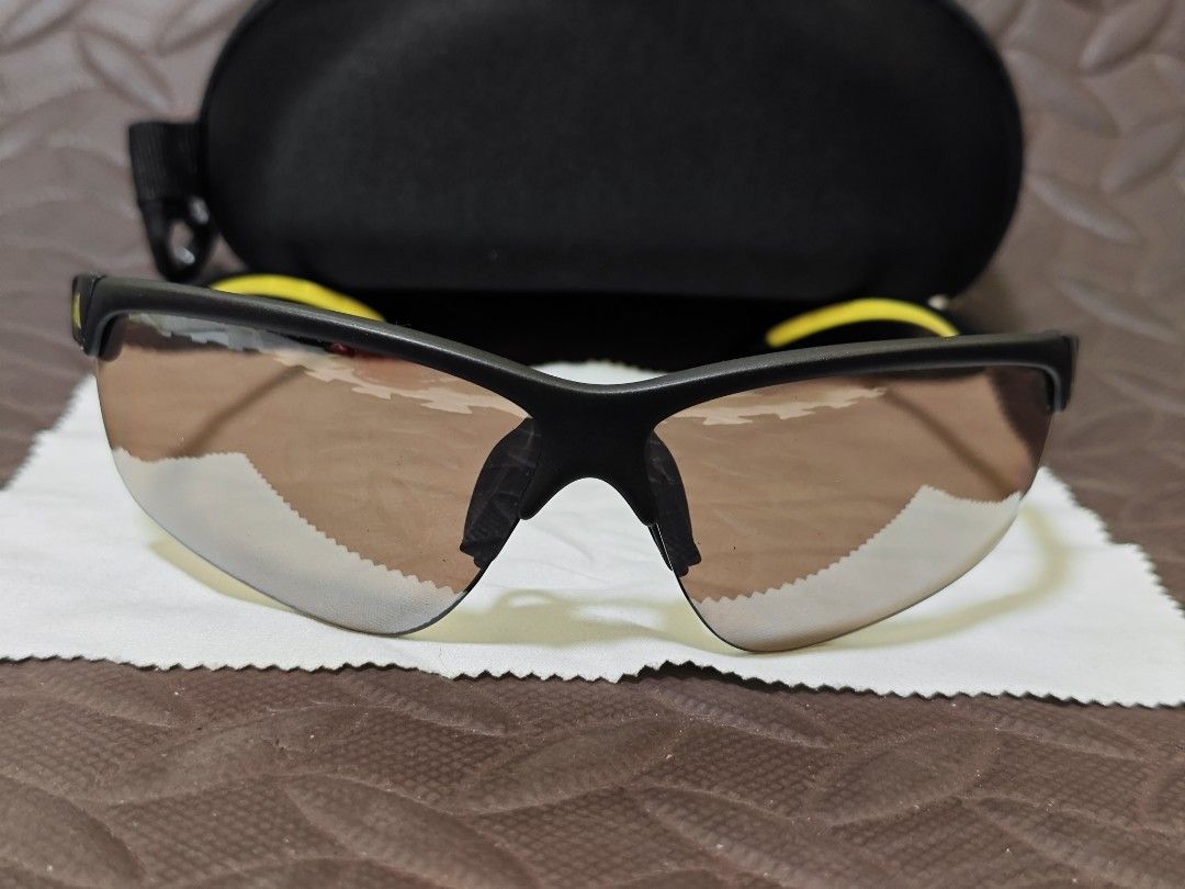 Adidas A164 Sun Glasses (Category: Sunglasses & Eyewear) located in San Miguel. Submitted by mharly0221 (Listing ID 1432891037, Image 1). Description: ⭐No return No exchange ⭐Message me for more Details of the Product ⭐Strictly Payment first MOP: GCASH - MAYA- MOD : J&T --Drop&Go LOCATION : SAN MIGUEL BULACAN.