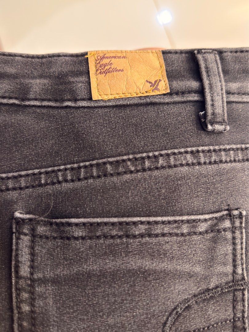 American Eagle Outfitters Denim Shorts (33) (Category: Shorts) located in Urdaneta. Submitted by glamduck (Listing ID 1432873791, Image 2). Description: - American Eagle Outfitters denim shorts - Dark grey wash - Size 10 - Distressed detailing - Two front and two back pockets - Super stretch fabric.