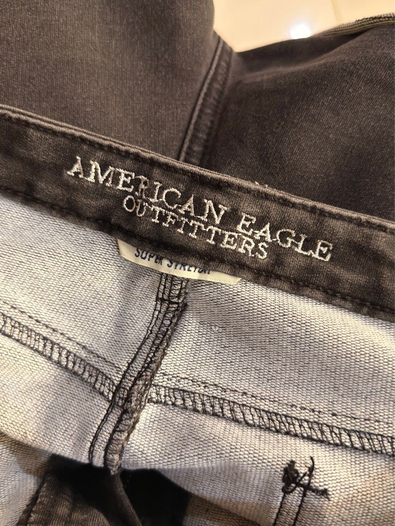 American Eagle Outfitters Denim Shorts (33) (Category: Shorts) located in Urdaneta. Submitted by glamduck (Listing ID 1432873791, Image 3). Description: - American Eagle Outfitters denim shorts - Dark grey wash - Size 10 - Distressed detailing - Two front and two back pockets - Super stretch fabric.