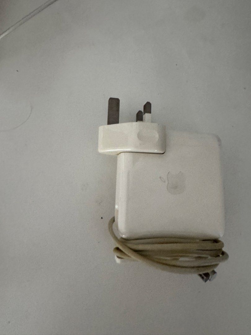 Apple 60w MagSafe Power Adapter458347412876185600