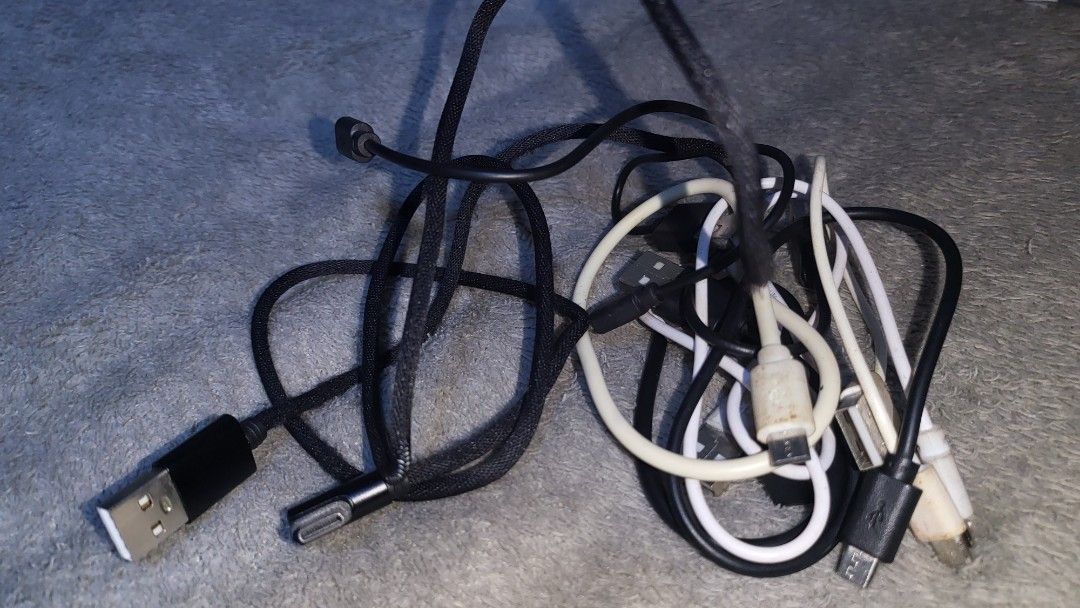 Assorted Charging Cables (Category: Chargers & Cables) located in Mandaluyong City. Submitted by theosystem (Listing ID 1432977968, Image 1). Description: - Assorted charging cables - Includes: Micro-USB and USB-C cables - Various lengths and colors - Perfect for multiple devices - Cables in good working condition.