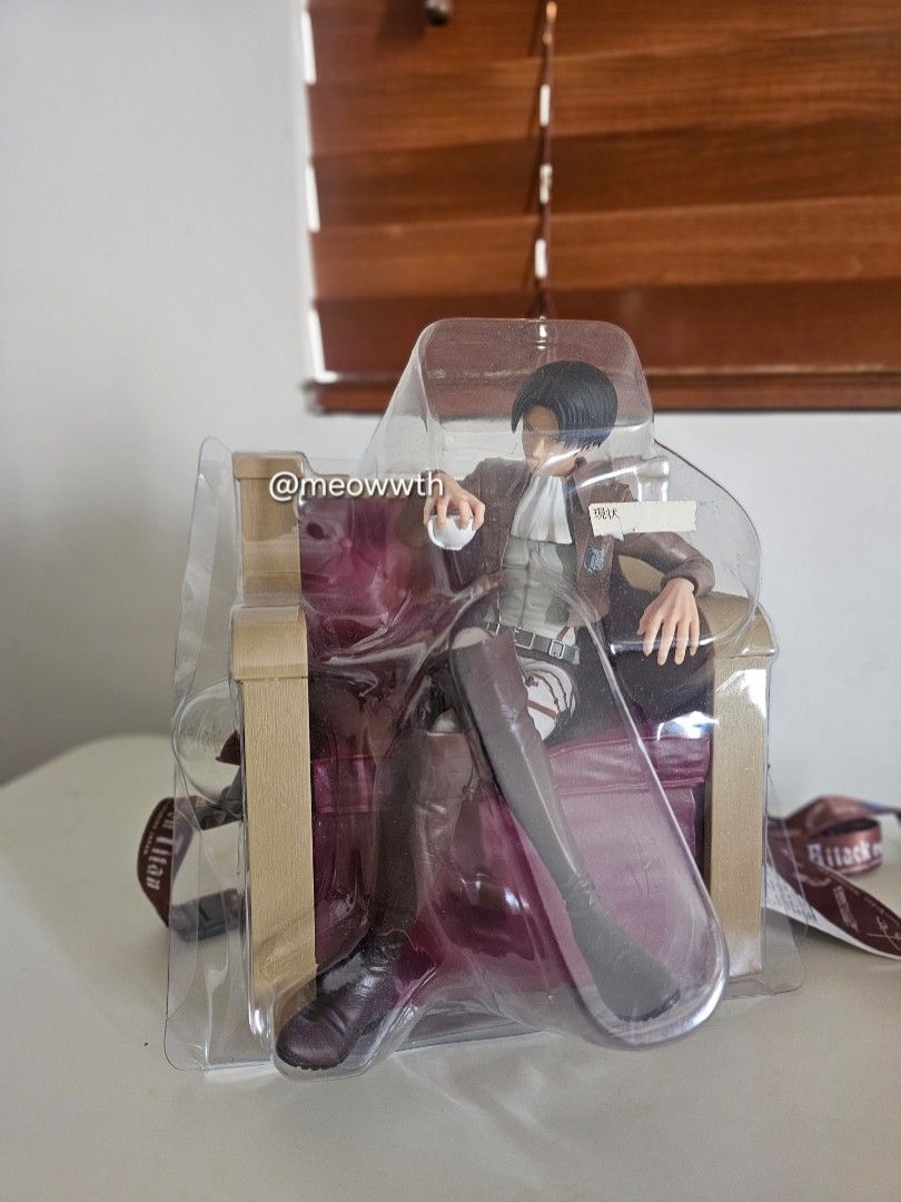 Attack on Titan Levi Ackerman USJ Limited Popcorn Bucket (Category: Figurines & Statues) located in Mandaluyong City. Submitted by meowwth (Listing ID 1432851341, Image 2). Description: This popcorn bucket is hard to find! No issues, never been used Well stored since bought pick up only Mandaluyong.