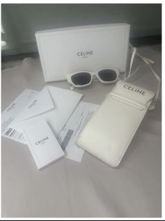 (Category: ) located in . Submitted by jtia_designer_luxury_fashion (Listing ID 1432860471, Image 1). Description: .