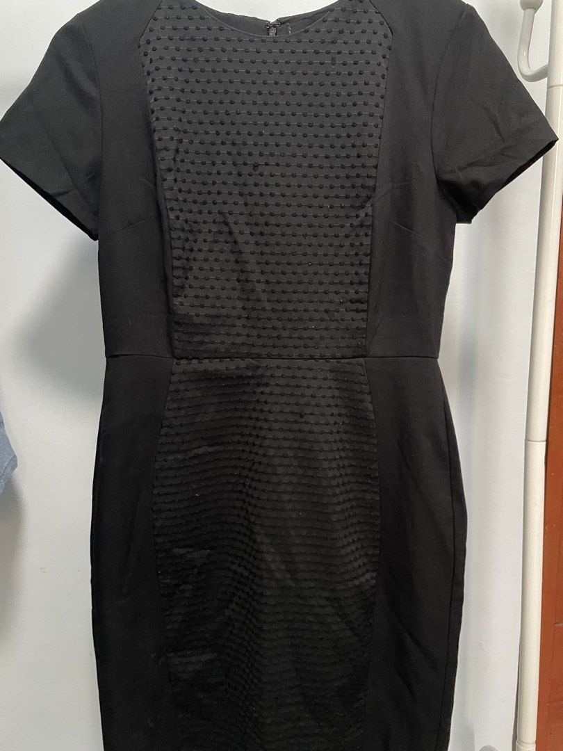 Black Dress with Textured Details (Category: Dresses) located in Bulacan. Submitted by poachmelon (Listing ID 1432978531, Image 1). Description: Suitable for formal events and everyday wear.