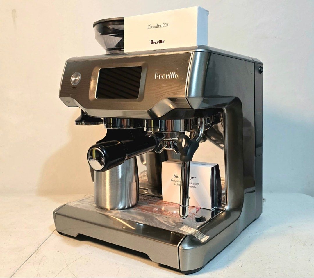 Breville the Barista Touch Espresso Machine (Category: Coffee Machines & Makers) located in Taytay. Submitted by mikz_1303 (Listing ID 1432882850, Image 3). Description: Breville Barista Touch Espresso Machine SRP: 89,999 Brandnew With Warranty Complete accesories Tamper 4 filter cups Milk Jugg Portafilter Water Filter 56k.