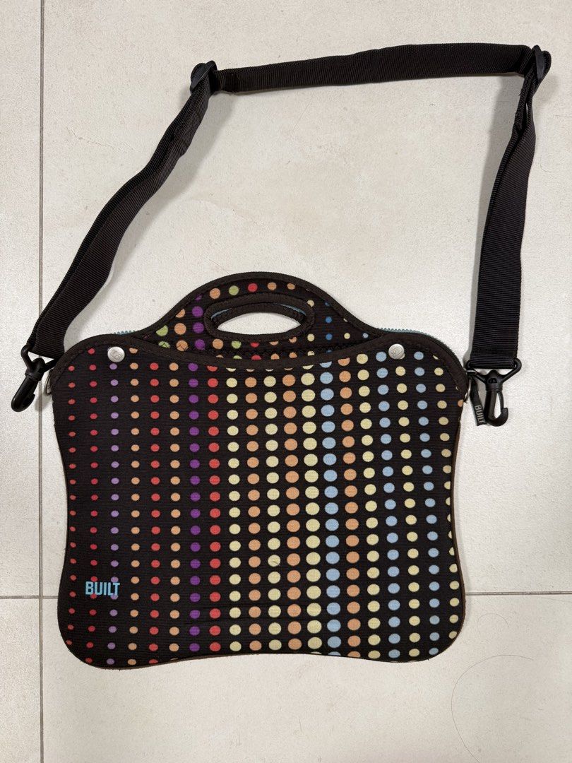 Built Laptop Sleeve with Shoulder Strap477178636135966720