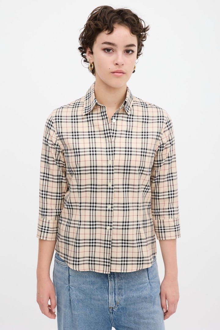 Burberry Beige & Multicolour Cotton Nova Check Shirt Medium (Category: Luxury Apparel) located in Naga. Submitted by threadedtreasures (Listing ID 1432955186, Image 1). Description: Like new! So pretty! 😍 Personal fave! 💖 S-M.