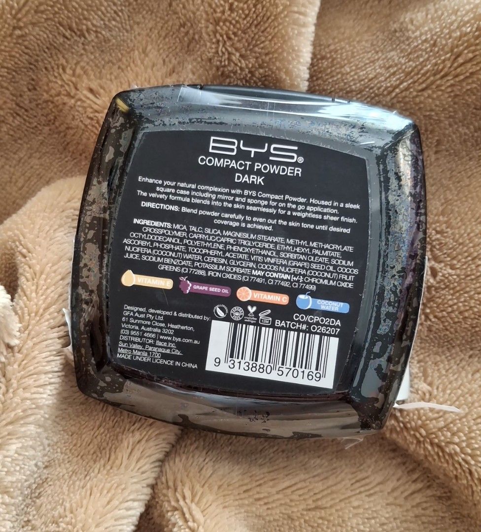 BYS Compact Powder - Dark (Category: Makeup) located in Imus. Submitted by clarizan08 (Listing ID 1432879863, Image 2). Description: - BYS Compact Powder in Dark shade - Sleek case with mirror - Provides a weightless, sheer finish - Key ingredients: Mica, Talc, and others - Batch Number: 026207 - Purchased from Watsons for ₱349.00 RFS: not my shade.