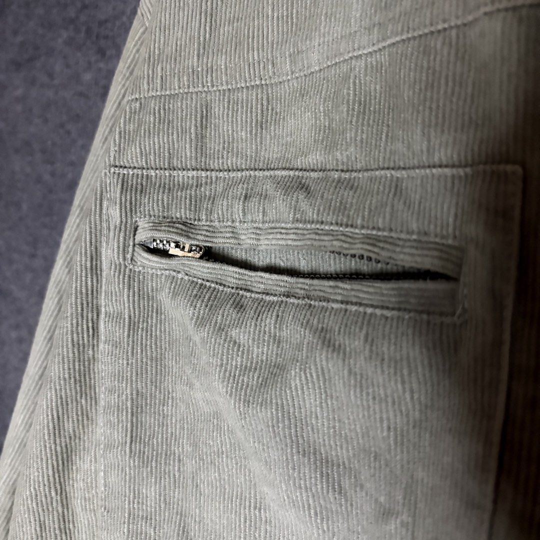 CAV EMPT CORDUROY (Category: Activewear) located in Baguio. Submitted by penpencamantiles (Listing ID 1432955799, Image 3). Description: CAV EMPT CORDUROY ISSUE:ZIPPER CHECK PHOTO 32.5L/27.5W.
