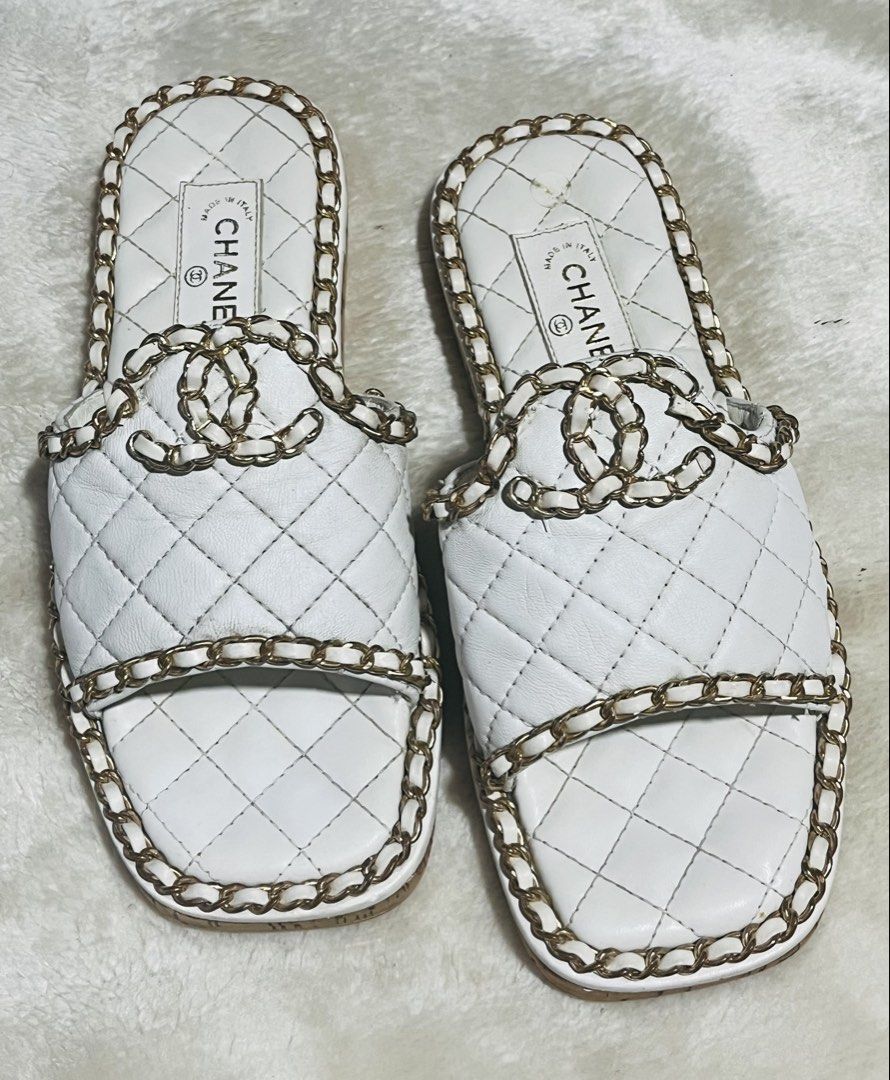 Chanel Chain Quilted Sandals - 24cm (Category: Sandals) located in Mandaue City. Submitted by chuchi152615 (Listing ID 1432958781, Image 2). Description: test.