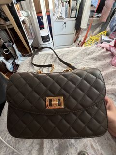 (Category: ) located in . Submitted by zoot0pia (Listing ID 1432793657, Image 1). Description: .