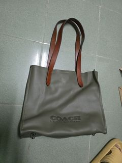 （分類：）位於 。 由 gabs_oxly 提交（商品編號 1432943794，圖片 1）。簡介： 。