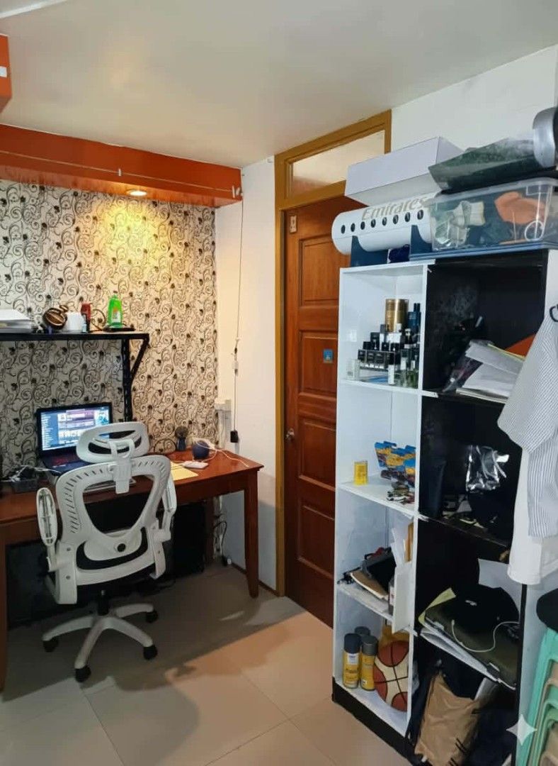 30sq m Condo for Sale (Category: Apartments & Condos) located in Paranaque City. Submitted by kmbajado (Listing ID 1432965747, Image 2). Description: 30 sq meter 2bedroom 4th floor beside PATTS aeronautical school beside waltermart sucat near to church, school, markets, malls, airport etc. can make rental business for students Direct to owner 🙂.