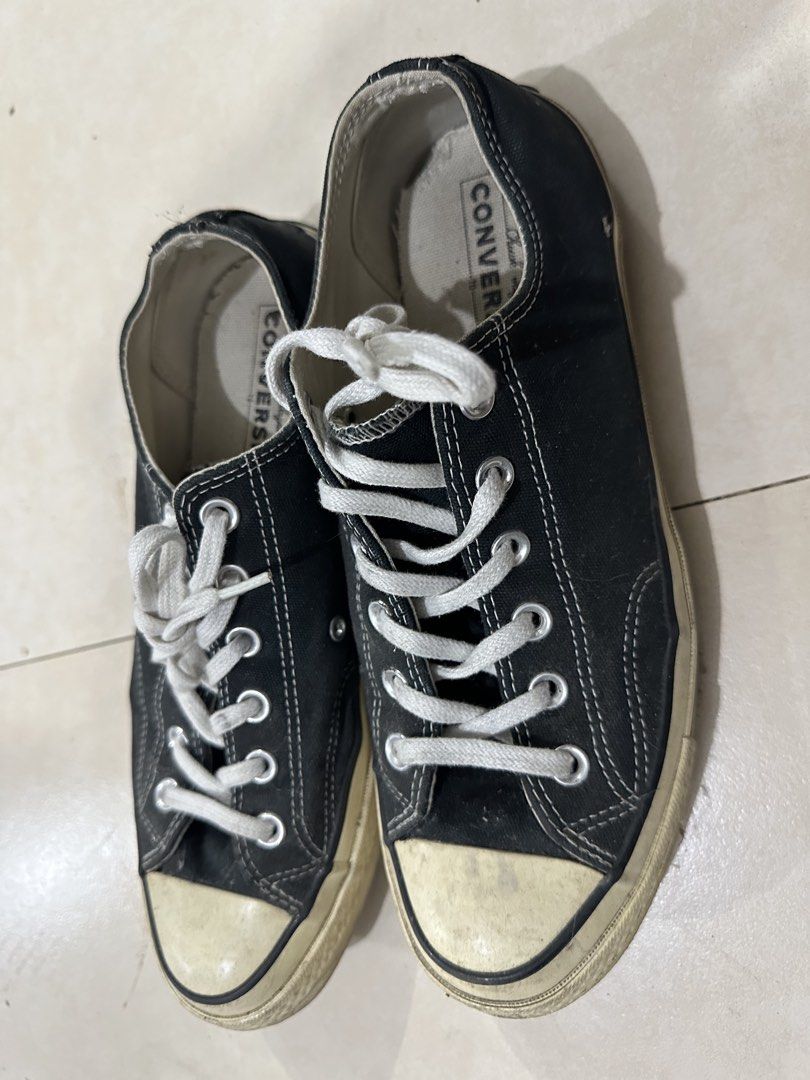 Converse 70s (Category: Sneakers) located in Lucena. Submitted by deklutter (Listing ID 1432955025, Image 2). Description: 👟Converse 70s ✅US 8 ✅Good Condition ✅Slight heel drag ✅Negotiable (reasonable offer only) J&T.