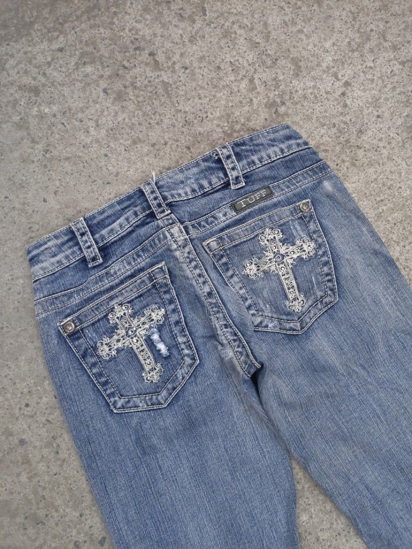 Cowgirl Tuff Bootcut Jeans (Category: Jeans) located in Manila. Submitted by ghale_randomfindz (Listing ID 1432819581, Image 3). Description: Cowgirl Tuff Bootcut Jeans Size 26-27 , 41L Excellent condition.
