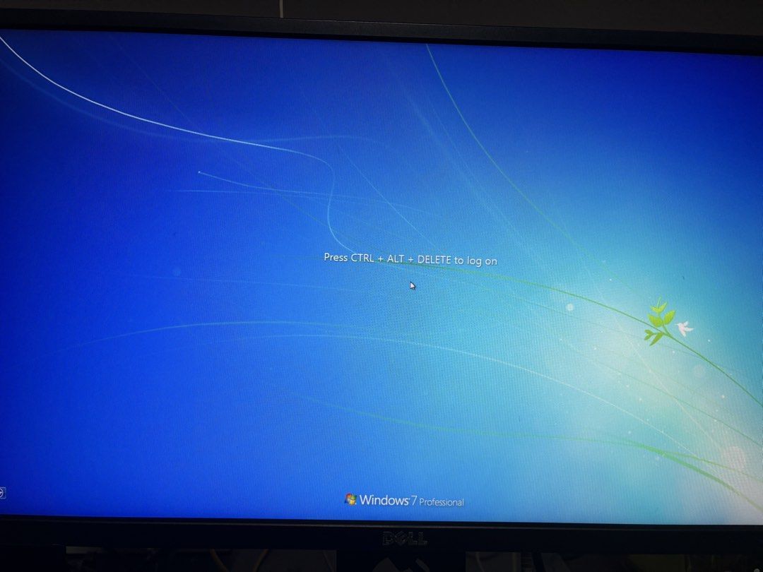 Dell OptiPlex 3020 Desktop PC - Windows 7436884428229847042