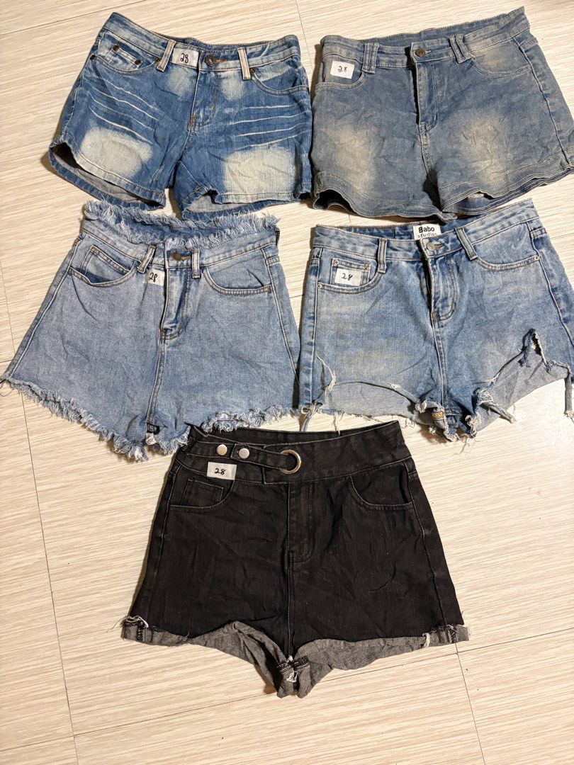Denim Shorts size 28 take all (Category: Shorts) located in Manila. Submitted by supermomma17 (Listing ID 1427806304, Image 1). Description: size 28 75 each .