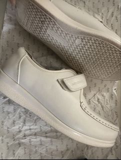 （分類：）位於 。 由 babyfaceeee 提交（商品編號 1432797656，圖片 1）。簡介： 。