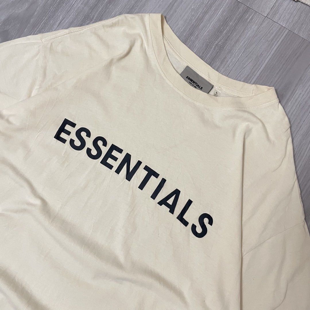 Essentials Fear of God Shirt (Category: Tshirts & Polo Shirts ) located in Cebu City. Submitted by looted.goods (Listing ID 1432951502, Image 2). Description: Essentials Fear of God Tshirt Excellent Condition Size L on tag 30Lx25W No issue DM TO PURCHASE❗️.