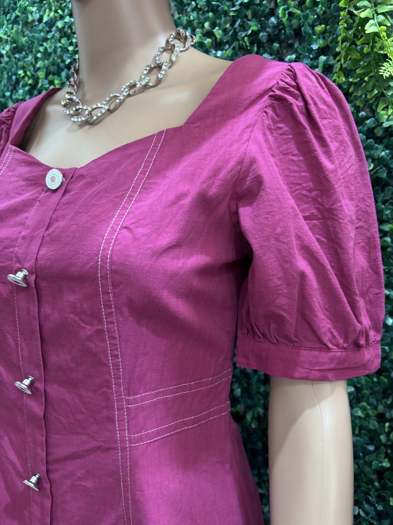 Fashion dress (Category: Dresses) located in Caloocan City. Submitted by mailen25 (Listing ID 1432871291, Image 2). Description: Mani dress small size,.