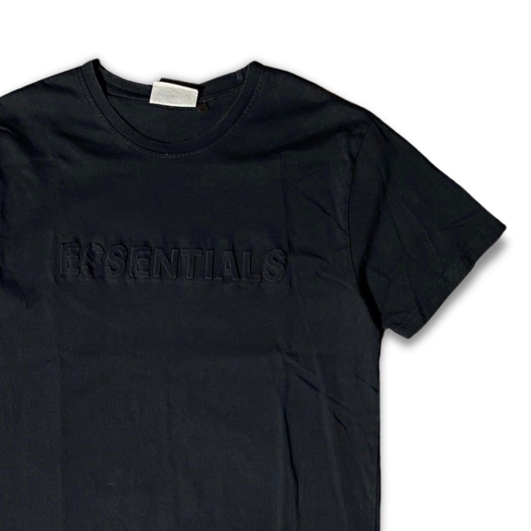 Fear of God ESSENTIALS black T-shirt (Category: Tshirts & Polo Shirts ) located in Mabalacat. Submitted by alternativegoodsco (Listing ID 1432875252, Image 2). Description: message for more infos.