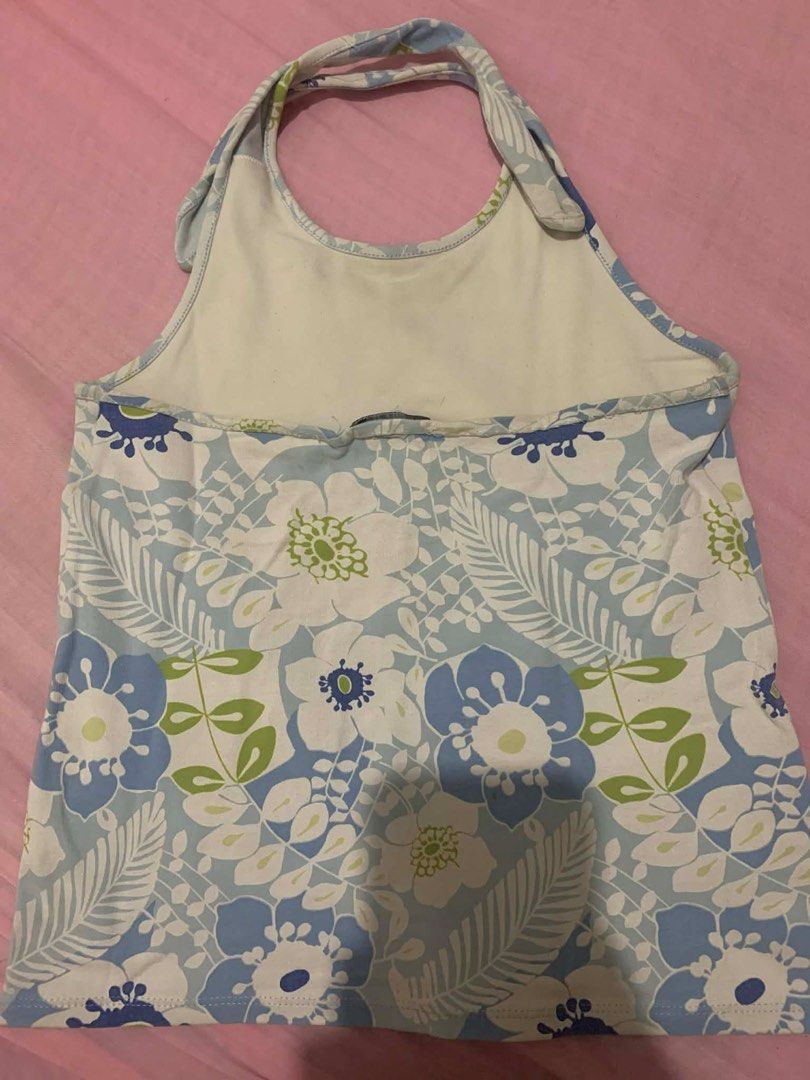 Floral Halter Top (Category: Sleeveless) located in Manila. Submitted by dai.the (Listing ID 1432915624, Image 2). Description: - Floral halter top - Blue, green, and white pattern - Halter neck design - Soft, comfortable fabric - Perfect for warm weather - Versatile style.