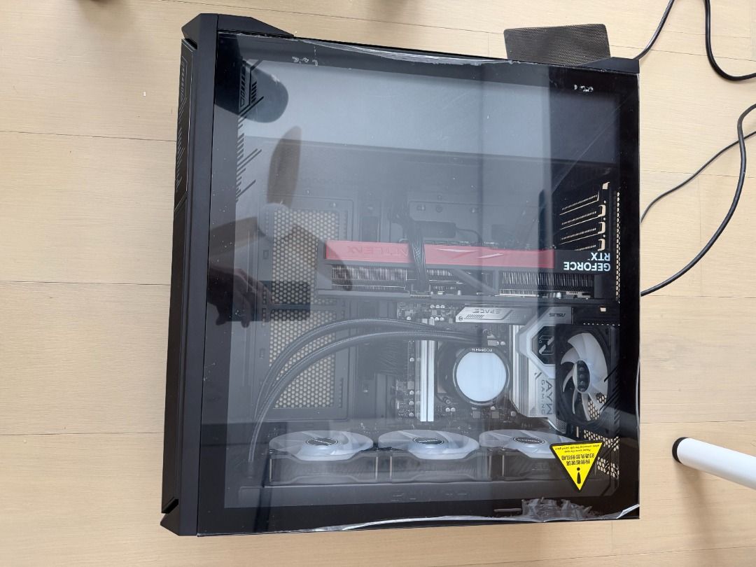 Gaming desktop436885250198753284