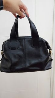 (Category: ) located in . Submitted by shoptitak (Listing ID 1432935960, Image 1). Description: .