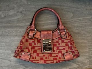 (Category: ) located in . Submitted by shopwithali (Listing ID 1432894649, Image 1). Description: .