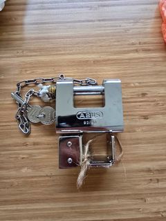 (Category: ) located in . Submitted by felix77 (Listing ID 1432937455, Image 1). Description: .