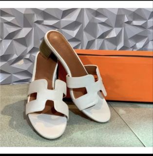 (Category: ) located in . Submitted by charm1941 (Listing ID 1432822736, Image 1). Description: .