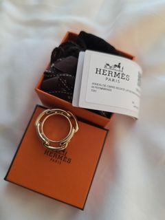 (Category: ) located in . Submitted by love.le.le (Listing ID 1432859441, Image 1). Description: .