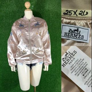 (Category: ) located in . Submitted by luxurygarments (Listing ID 1432858141, Image 1). Description: .