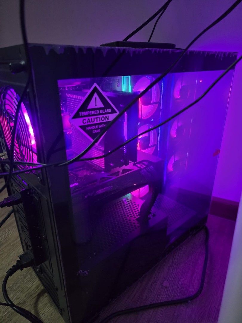 High-performance custom build PC Ryzen 7700 + RX 7800xt436885249202606082