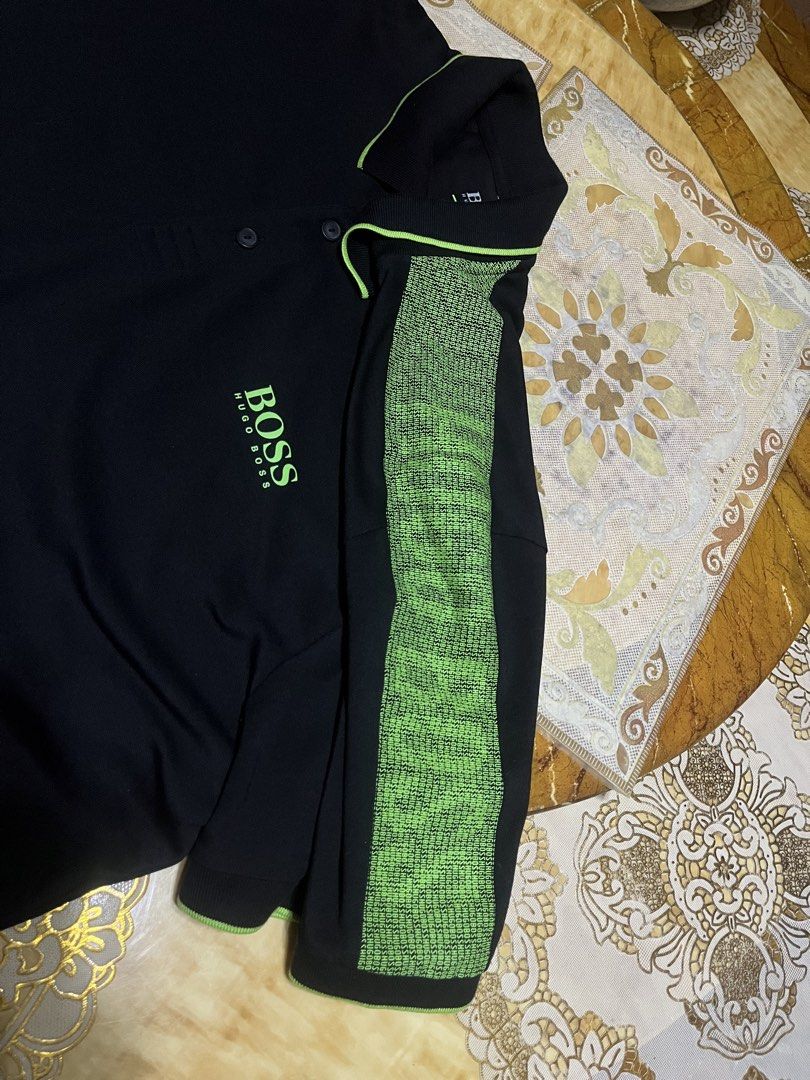 Hugo BOSS Paule Pro Polo - Black (Category: Tshirts & Polo Shirts ) located in Leyte. Submitted by adolfo001 (Listing ID 1432895314, Image 3). Description: Hugo Boss Paule Pro 3XL Slim Fit 25 x 30 Dimes Issue : Run last pic (Not Noticeable).