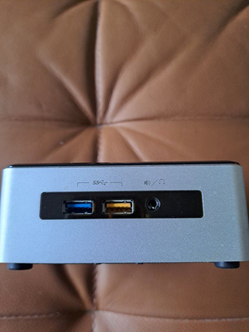 Intel NUC Kit NUC5i7RYH - Core i7436886066367703046