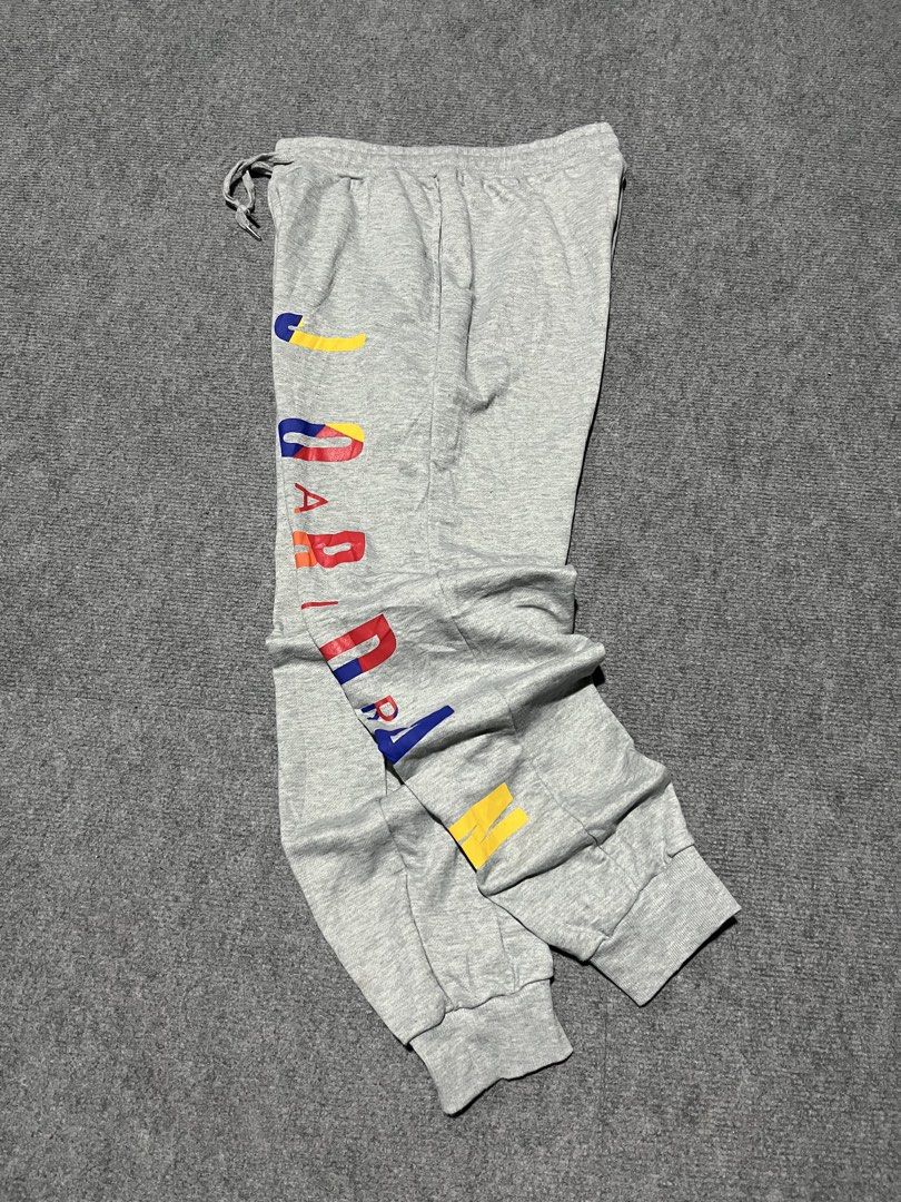 Jordan Script (Category: Joggers) located in Manila. Submitted by ketchidrip.ph (Listing ID 1432955766, Image 1). Description: Jordan Excellent Condition Size: L Dimes: 28-36x37.5 issue: minimal lints/ Cut tags 400 + sf.